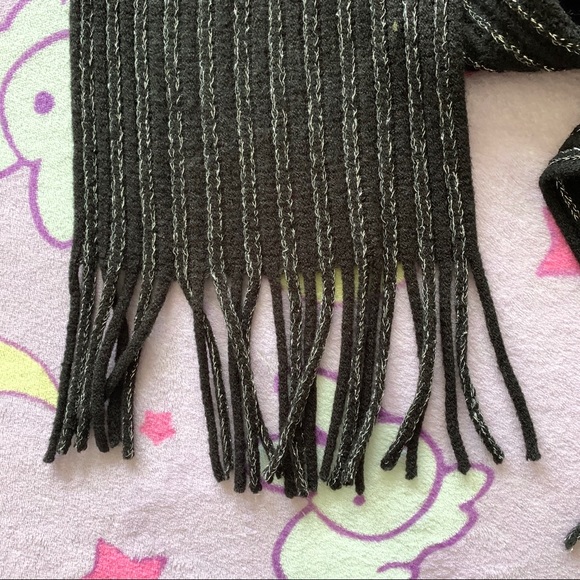 Scarf - Picture 3 of 3